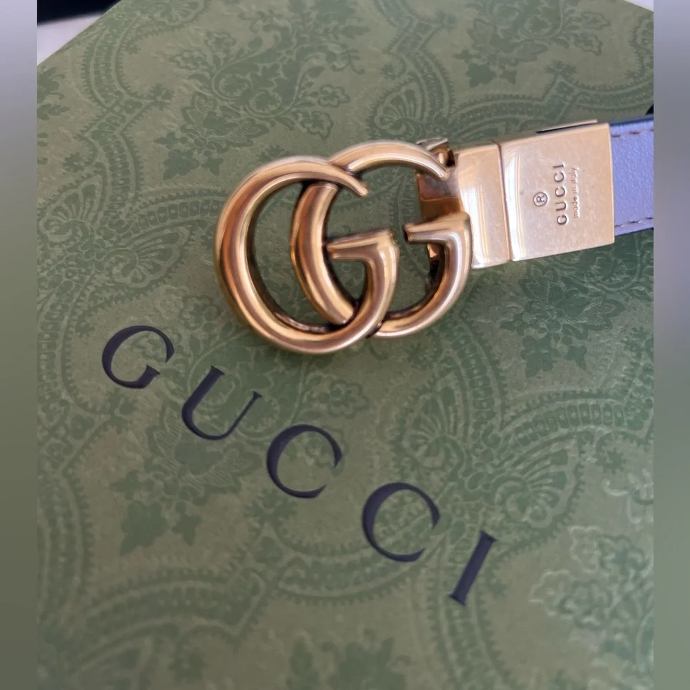 GG Marmont reversible thin belt size 80- brand new + Gucci packaging - Picture 3 of 9